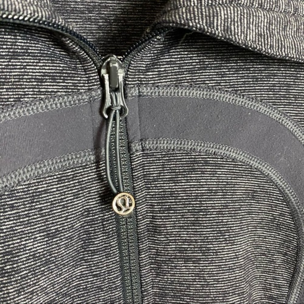 LULULEMON In Stride Jacket Heathered Coal & Grey - Picture 7 of 12